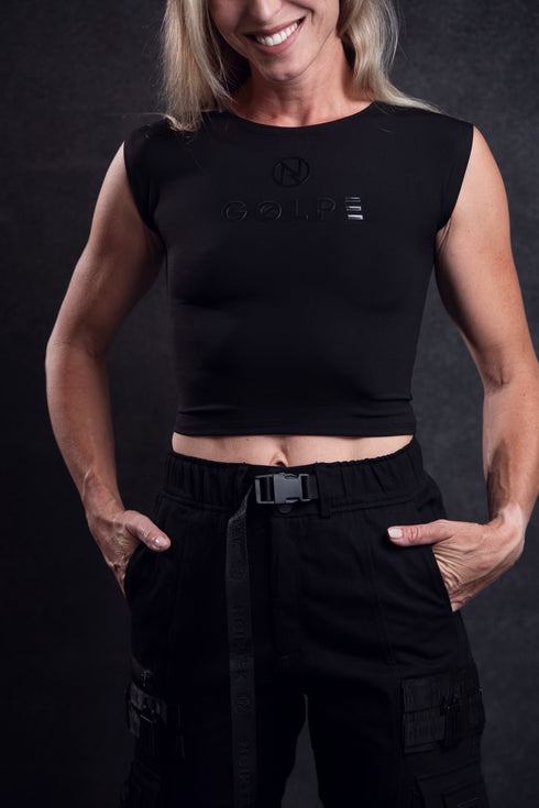 WOMEN’S CROP TOP – GOLPE × NØIRTEK