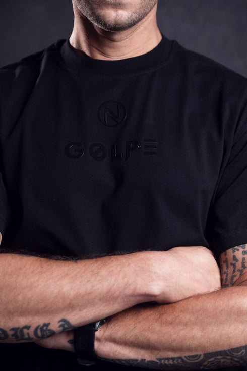 REGULAR T-SHIRT – GOLPE × NØIRTEK „WHAT U WAITIN FOR!?”