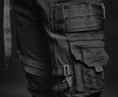 NØIRTEK STRAPPED CARGO PANTS – WOMAN